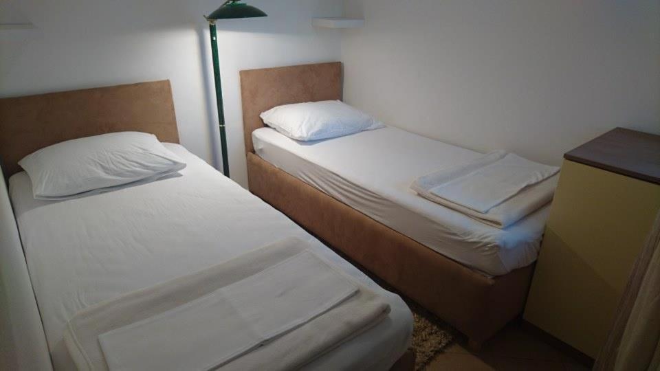 Sunset Apartmani Ždrelac Eksteriør billede